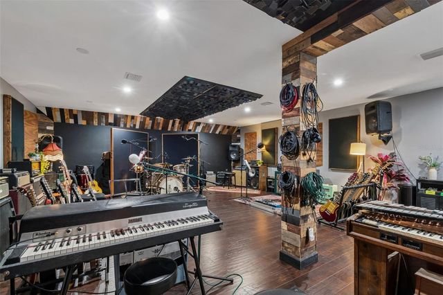 10917 72ND AVENUE, Seminole, FL 33772