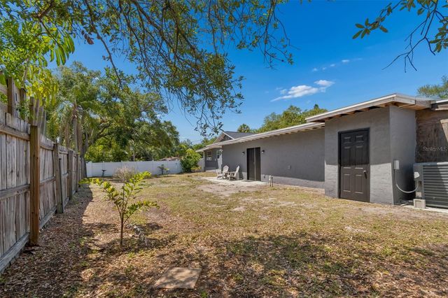 10917 72ND AVENUE, Seminole, FL 33772