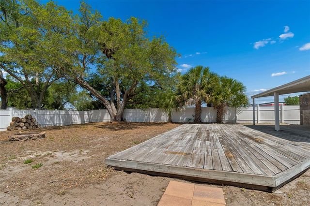 10917 72ND AVENUE, Seminole, FL 33772