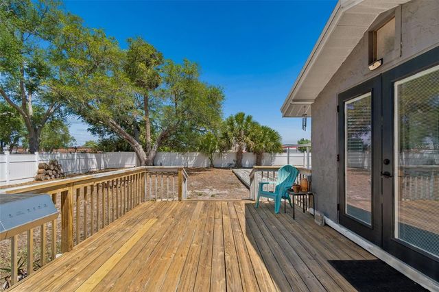 10917 72ND AVENUE, Seminole, FL 33772