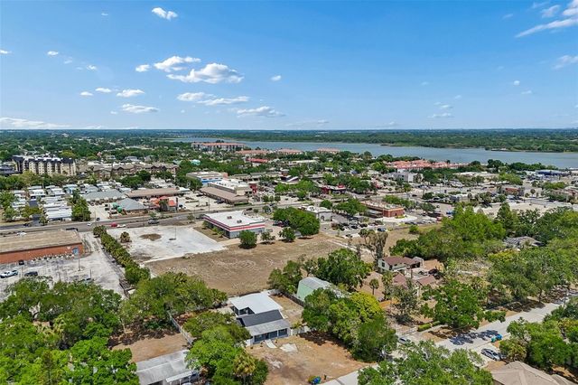 10917 72ND AVENUE, Seminole, FL 33772