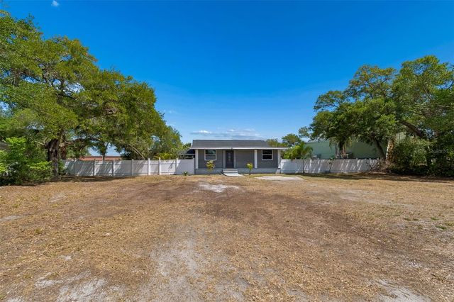 10917 72ND AVENUE, Seminole, FL 33772