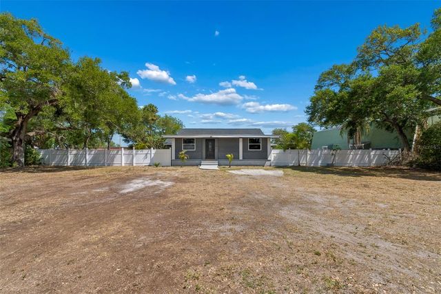 10917 72ND AVENUE, Seminole, FL 33772