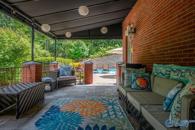 174 Greenbrier Road, Gadsden, AL 35901