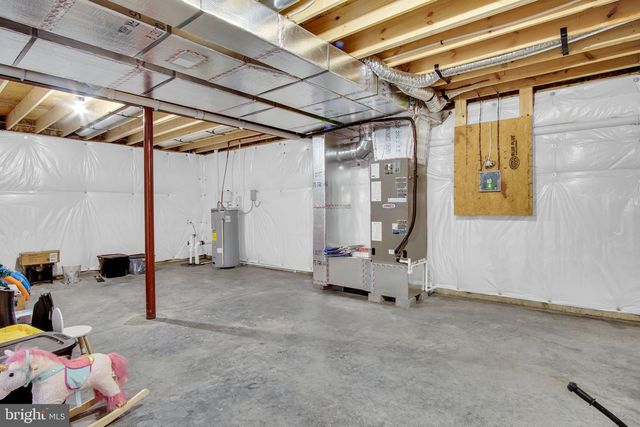 9 STONE MILL RD, Duncannon, PA 17020