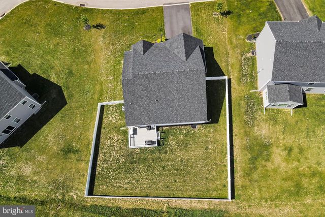 9 STONE MILL RD, Duncannon, PA 17020