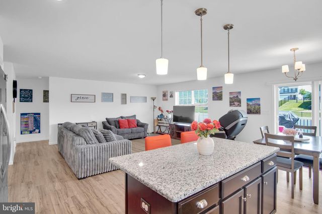 9 STONE MILL RD, Duncannon, PA 17020