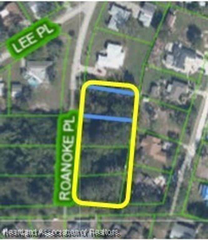 708 Roanoke Place, Sebring, FL 33870