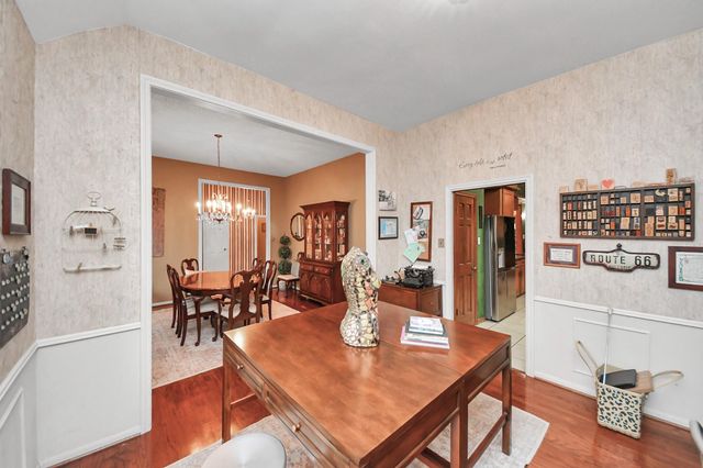 722 Chevy Chase Circle, Sugar Land, TX 77478