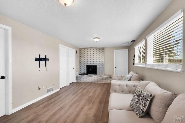 1812 Smithland Ave, La Junta, CO 81050