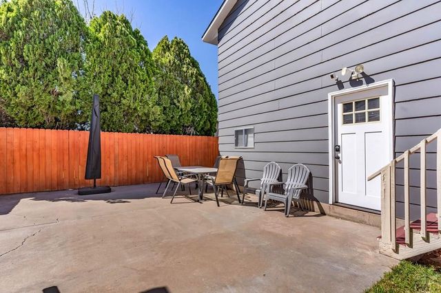 1812 Smithland Ave, La Junta, CO 81050