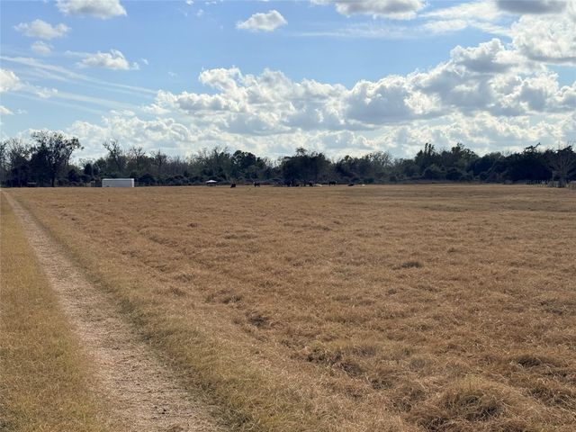 1300 State Highway 71 Highway, Columbus, TX 78933