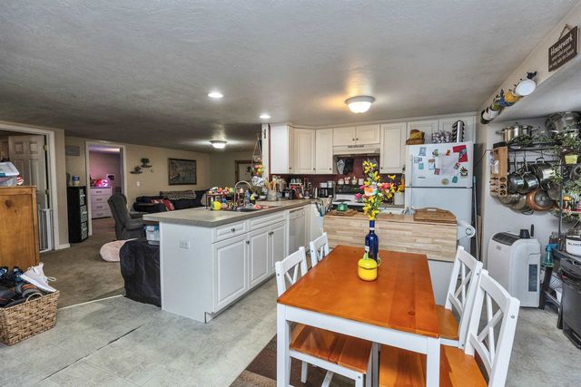 949 Turnpike Road, New Ipswich, NH 03071