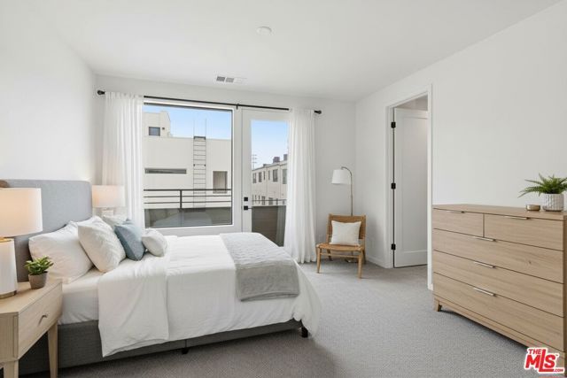 1605 N Arla Way, Los Angeles, CA 90041