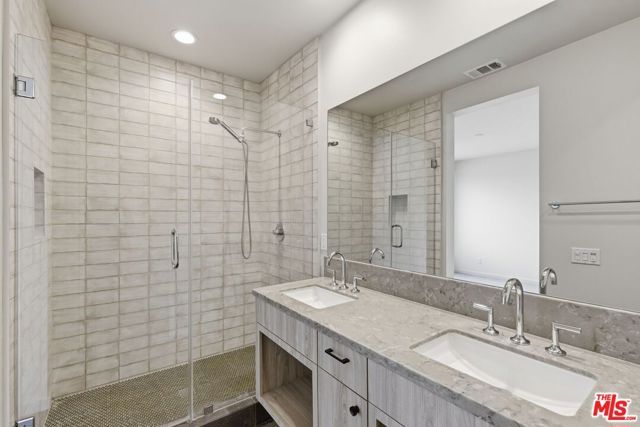 1605 N Arla Way, Los Angeles, CA 90041