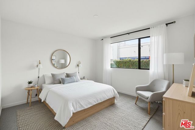 1605 N Arla Way, Los Angeles, CA 90041