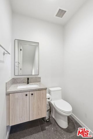 1605 N Arla Way, Los Angeles, CA 90041
