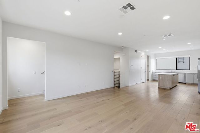 1605 N Arla Way, Los Angeles, CA 90041