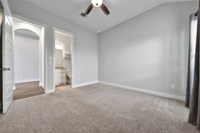 28205 Woodland Bend Way, Spring, TX 77386
