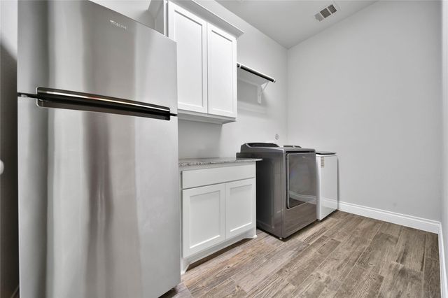 28205 Woodland Bend Way, Spring, TX 77386