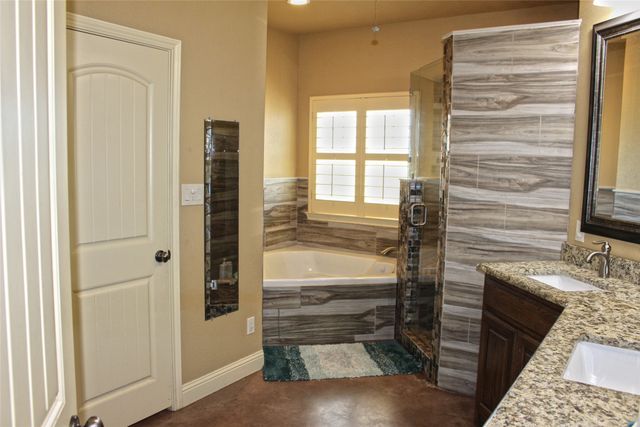 2601 NE 23rd Street, Mineral Wells, TX 76067