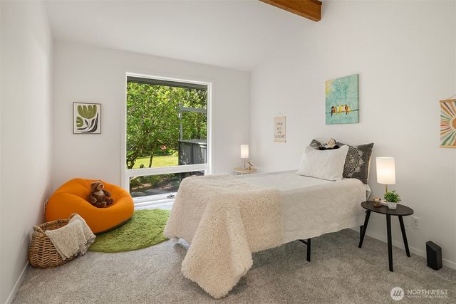 7575 NE New Brooklyn Road, Bainbridge Island, WA 98110