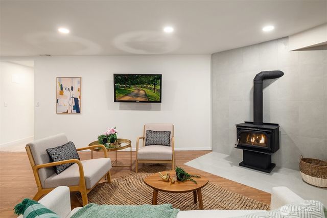 7575 NE New Brooklyn Road, Bainbridge Island, WA 98110