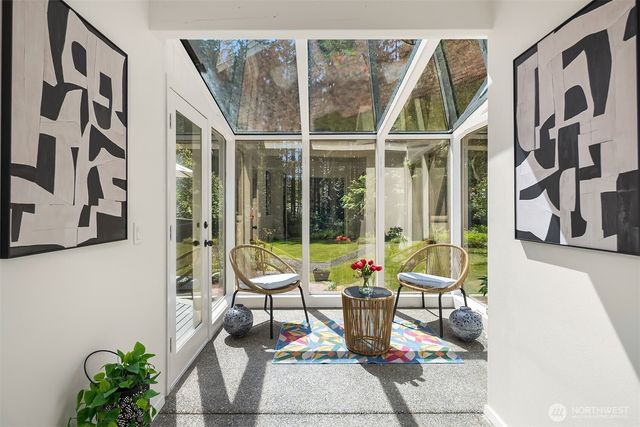 7575 NE New Brooklyn Road, Bainbridge Island, WA 98110