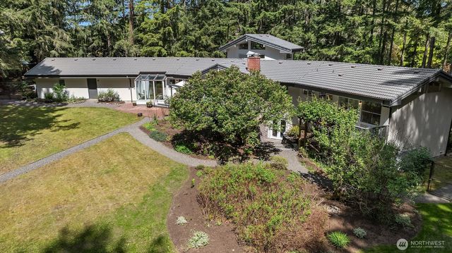 7575 NE New Brooklyn Road, Bainbridge Island, WA 98110