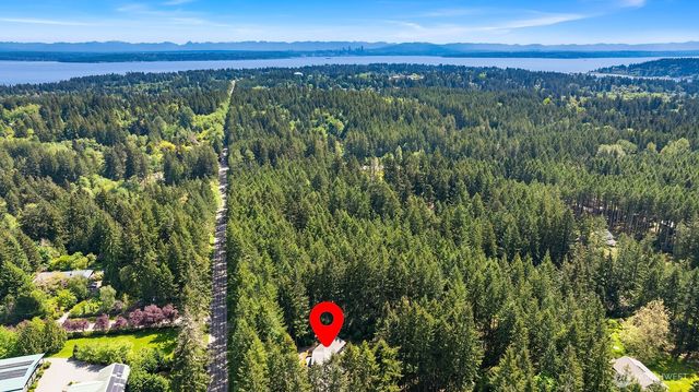 7575 NE New Brooklyn Road, Bainbridge Island, WA 98110
