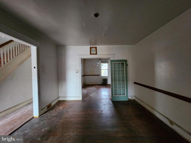 4551 REISTERSTOWN RD, Baltimore, MD 21215