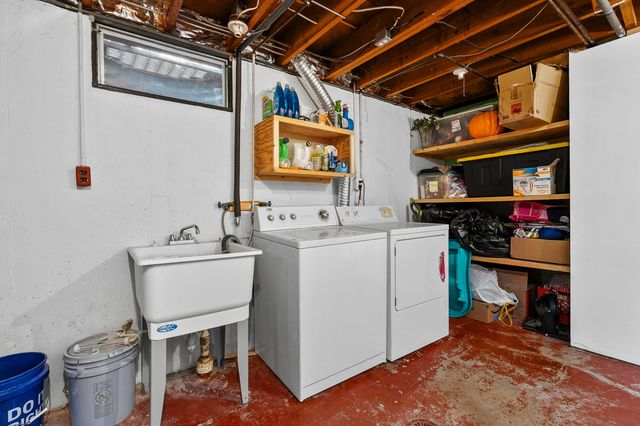 917 Roseland Avenue, Kalamazoo City, MI 49001