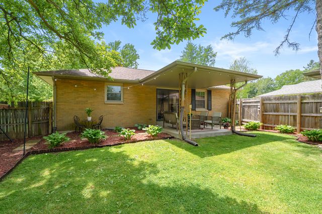 917 Roseland Avenue, Kalamazoo City, MI 49001