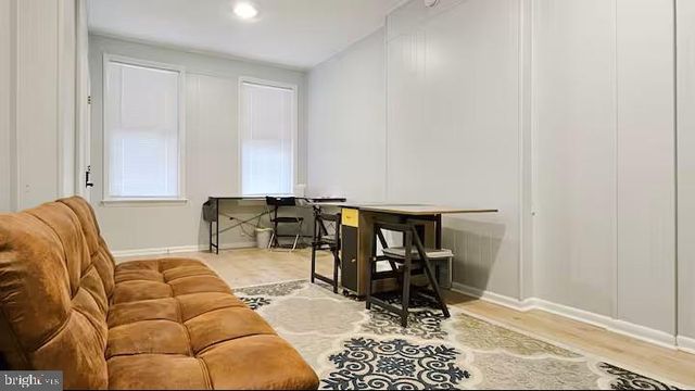 1217 N KING ST, Wilmington, DE 19801