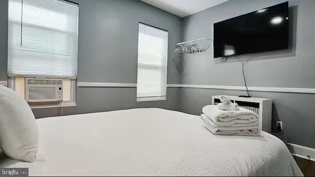 1217 N KING ST, Wilmington, DE 19801