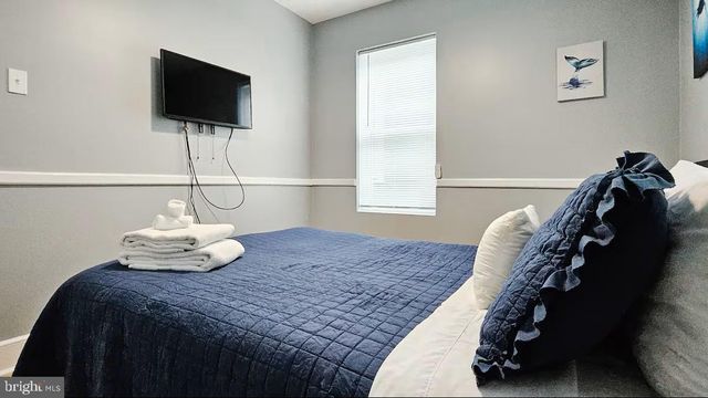 1217 N KING ST, Wilmington, DE 19801