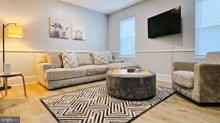 1217 N KING ST, Wilmington, DE 19801