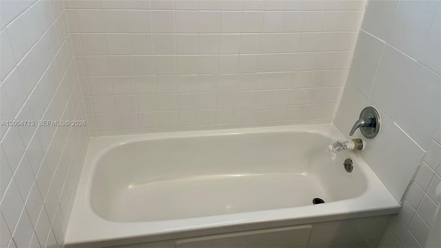 70 NW 77th Street 25, Miami, FL 33150