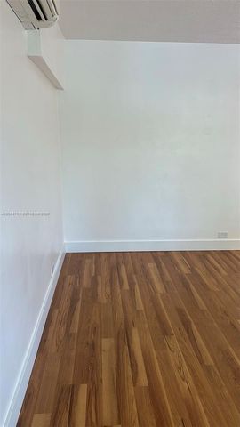70 NW 77th Street 25, Miami, FL 33150