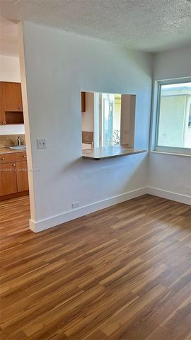 70 NW 77th Street 25, Miami, FL 33150