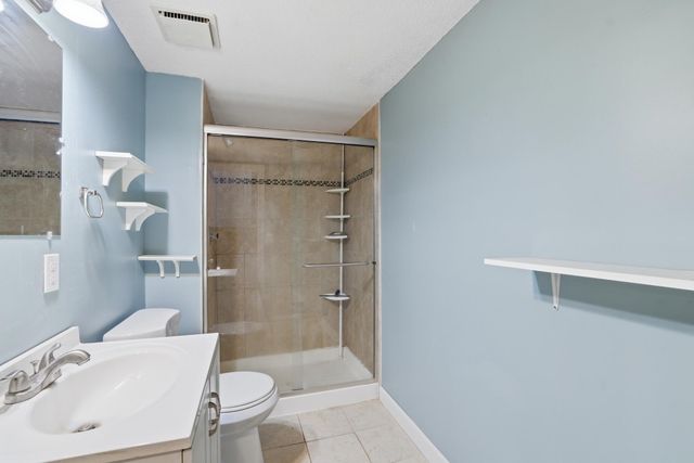 1633 W 140th Street, Burnsville, MN 55337