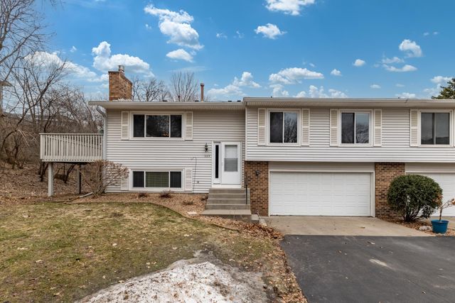 1633 W 140th Street, Burnsville, MN 55337
