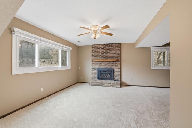 1633 W 140th Street, Burnsville, MN 55337