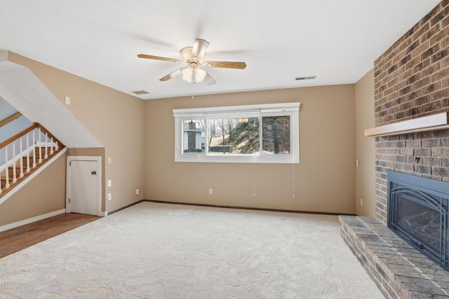 1633 W 140th Street, Burnsville, MN 55337