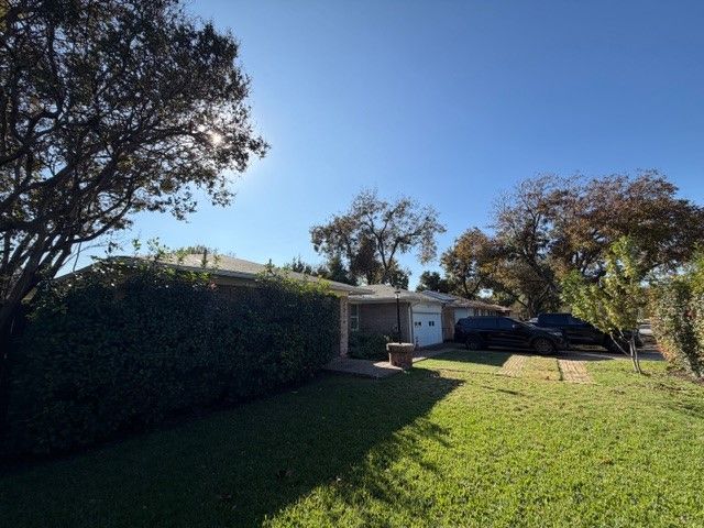 3316 Walnut Hill Lane, Dallas, TX 75229