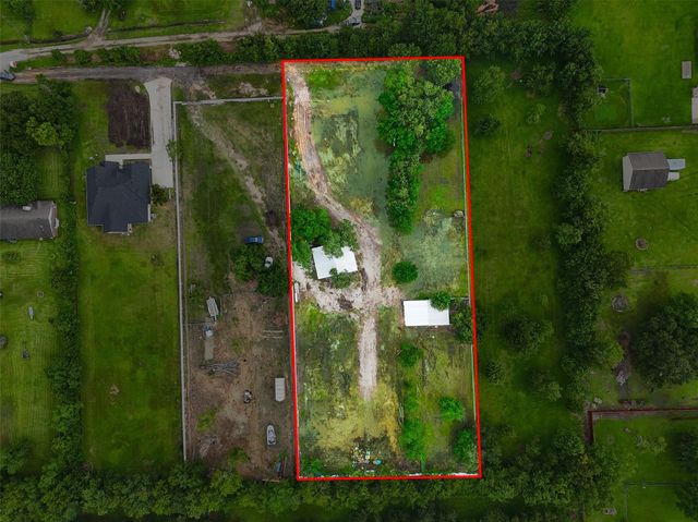 6525 Lesiker Road, Brookside, TX 77581