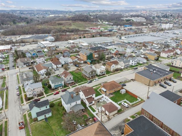 1533 Poplar Street, South Greensburg Boro, PA 15601