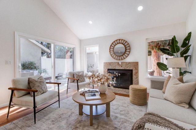 1213 Manet Drive, Sunnyvale, CA 94087