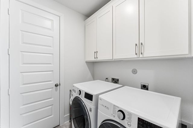 118 N Winter Sunrise Circle, The Woodlands, TX 77375