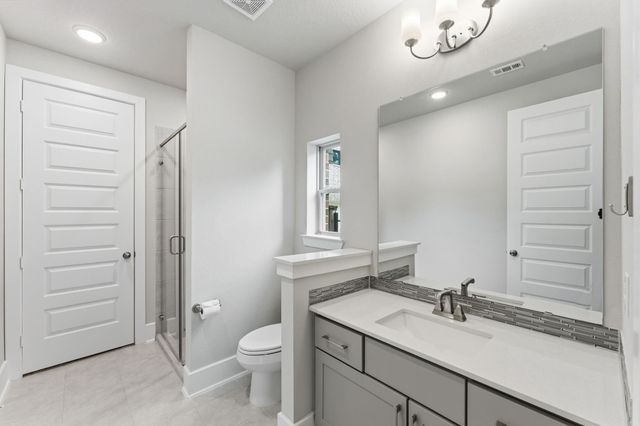 118 N Winter Sunrise Circle, The Woodlands, TX 77375